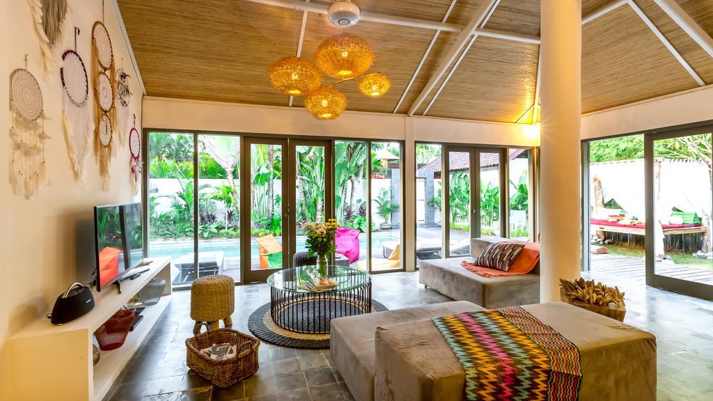 Luxury Villa Kudeta 300M Beach And Heart Of Seminyak Екстериор снимка