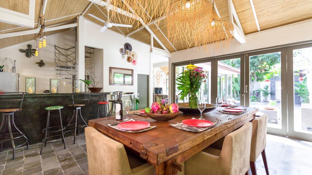 Luxury Villa Kudeta 300M Beach And Heart Of Seminyak Екстериор снимка